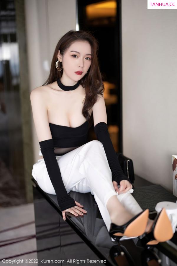 梦心玥  [XiuRen]高清写真图 2022.08.24 No.5487 梦心玥第27张图片